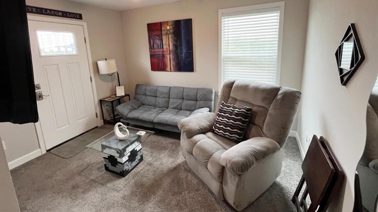 Great Little Guest Suite With Private Entry & Deck! Pet Friendly & 30 Mins To Nashville! Ashland City 外观 照片